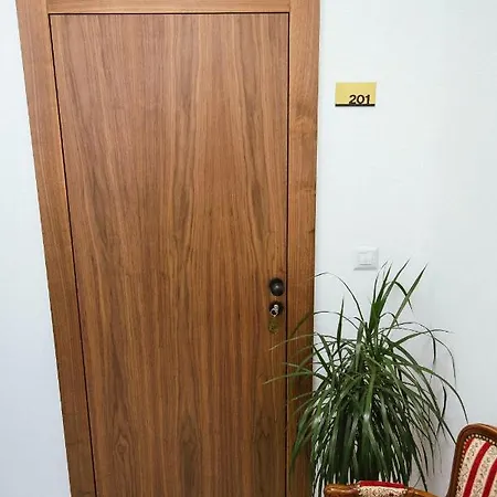 Leo Luxury I Pensionat *
